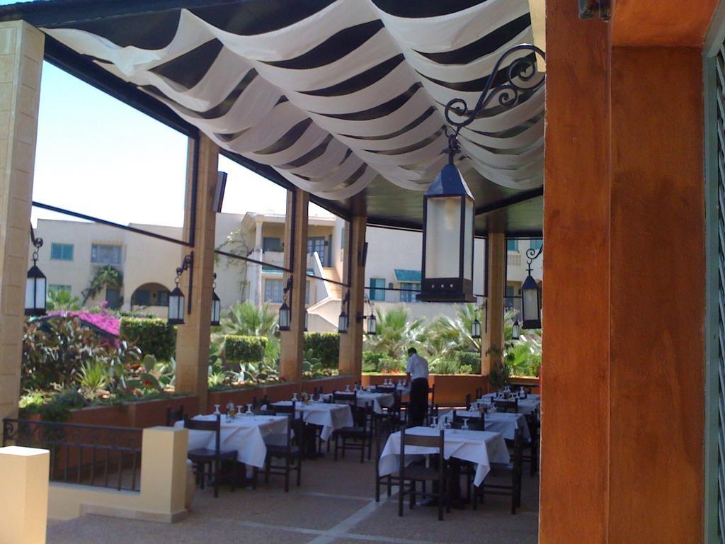 Suites Hotel Les Charmilles & Spa La Marsa Bagian luar foto