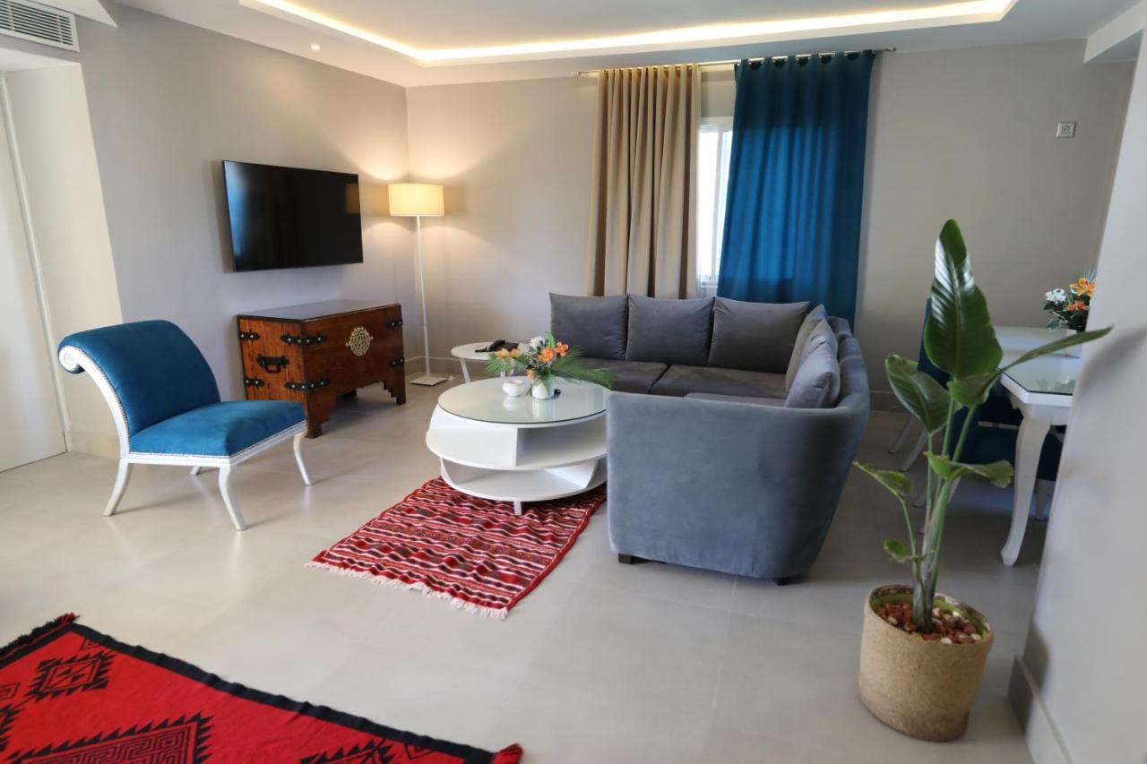 Suites Hotel Les Charmilles & Spa La Marsa Bagian luar foto