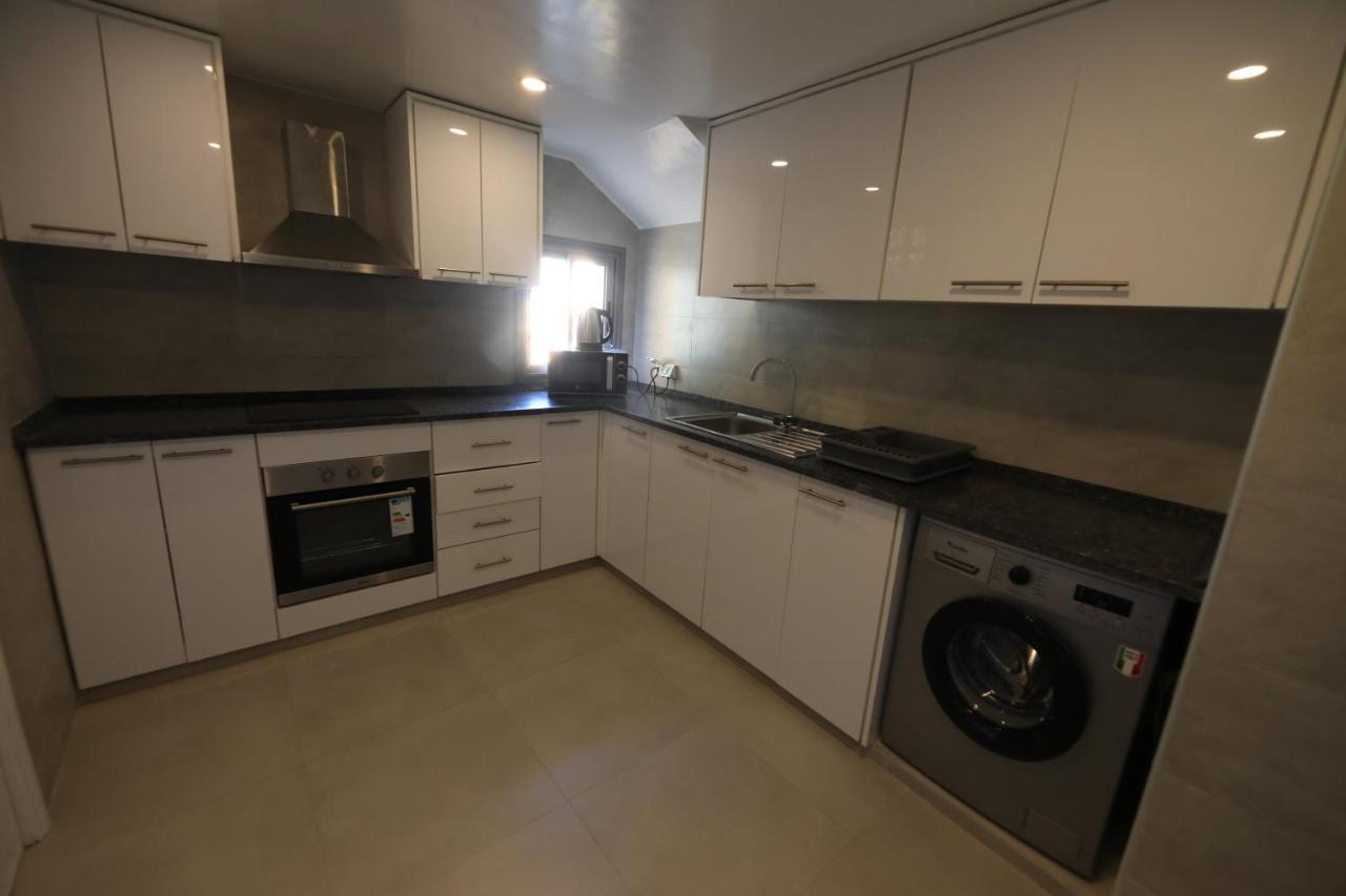 Suites Hotel Les Charmilles & Spa La Marsa Bagian luar foto