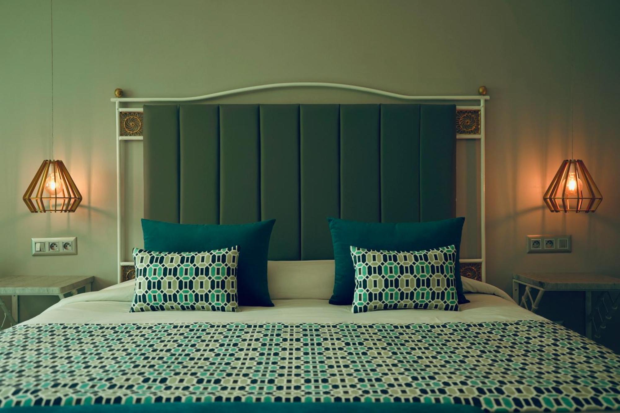 Suites Hotel Les Charmilles & Spa La Marsa Bagian luar foto