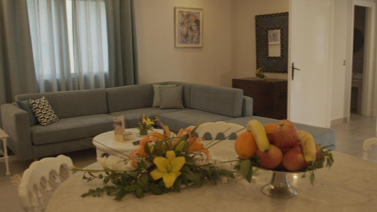 Suites Hotel Les Charmilles & Spa La Marsa Bagian luar foto